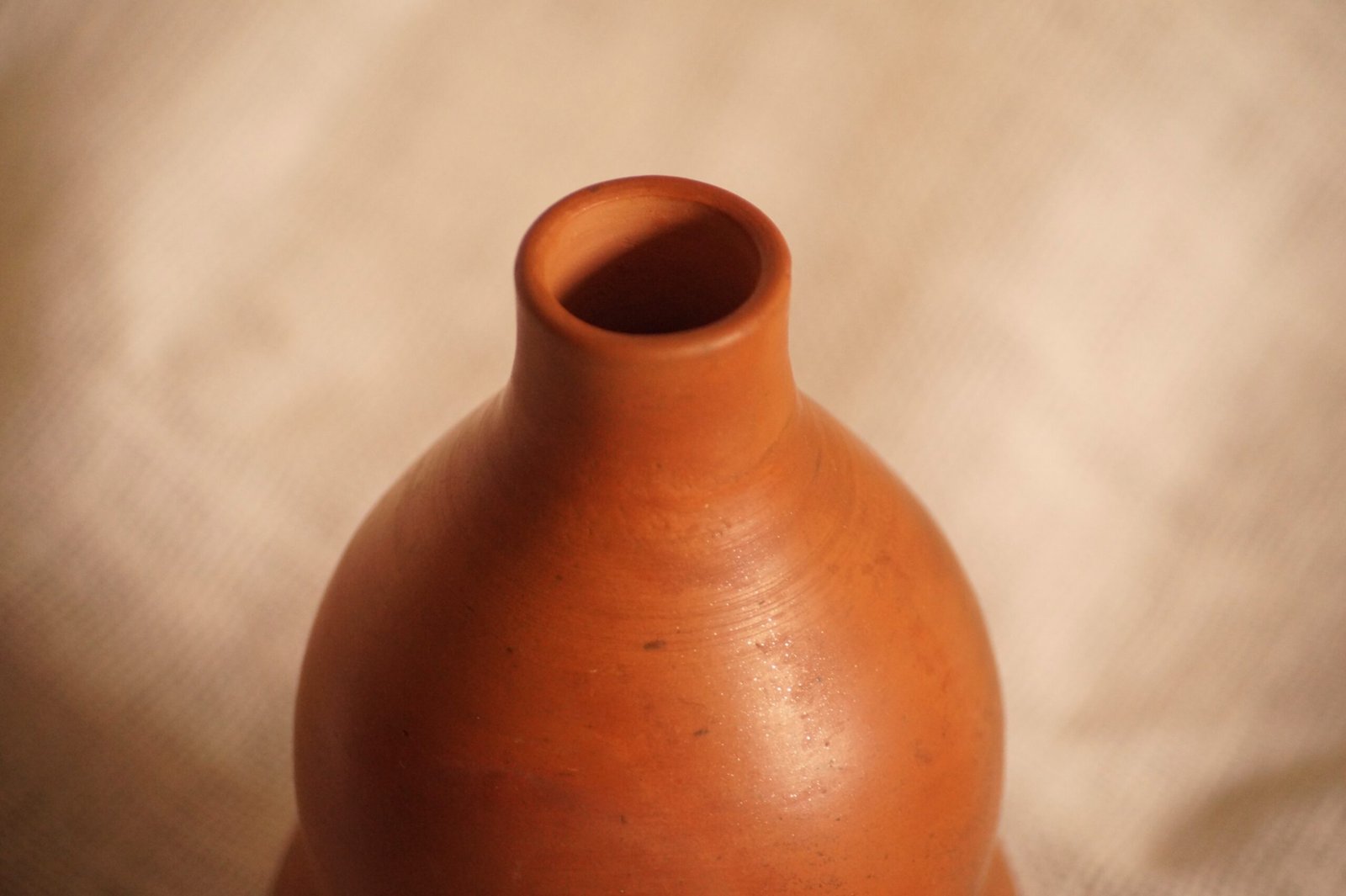 Twin belly Vase - Image 3